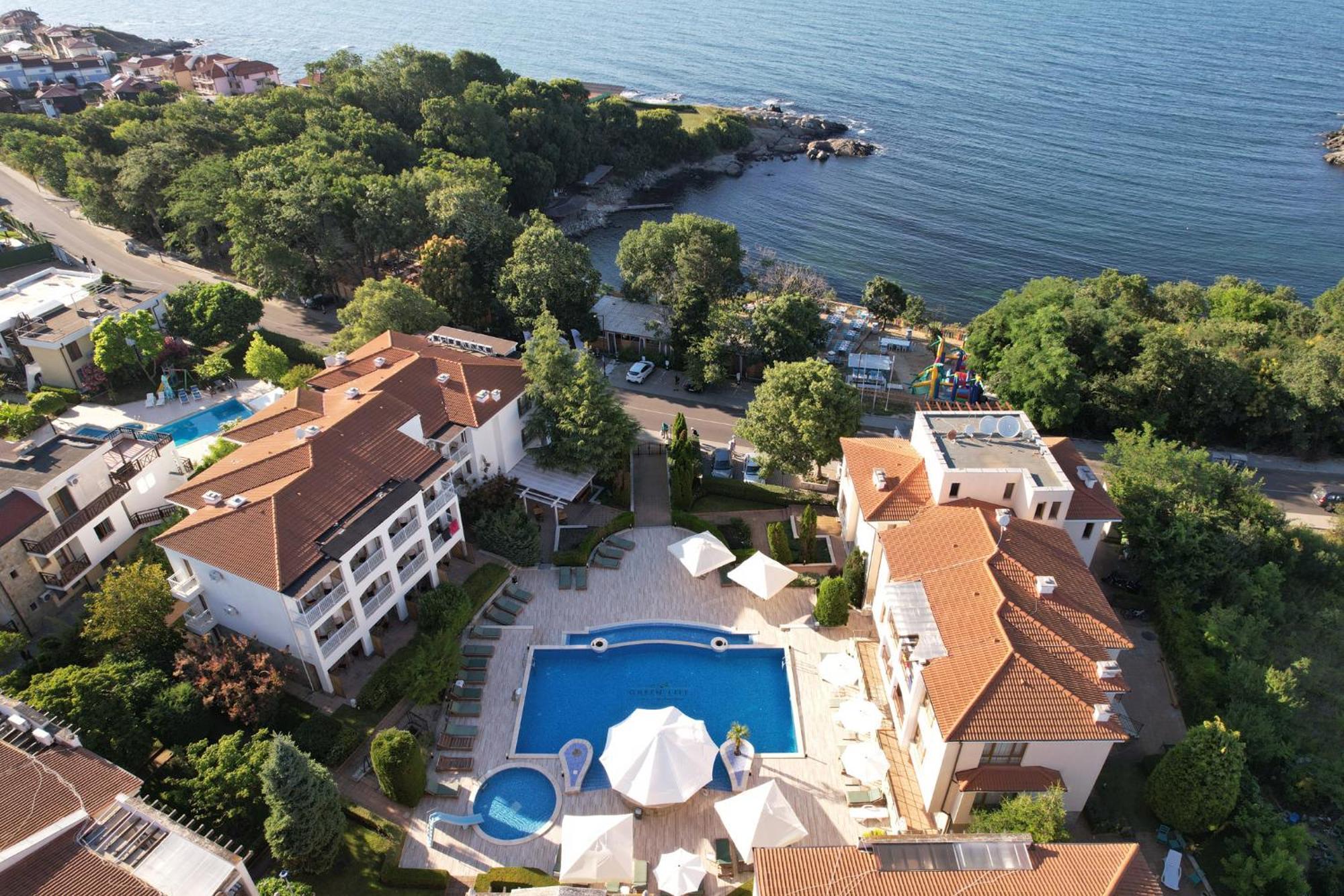 Paradise Bay Hotel Sozopol Exterior photo
