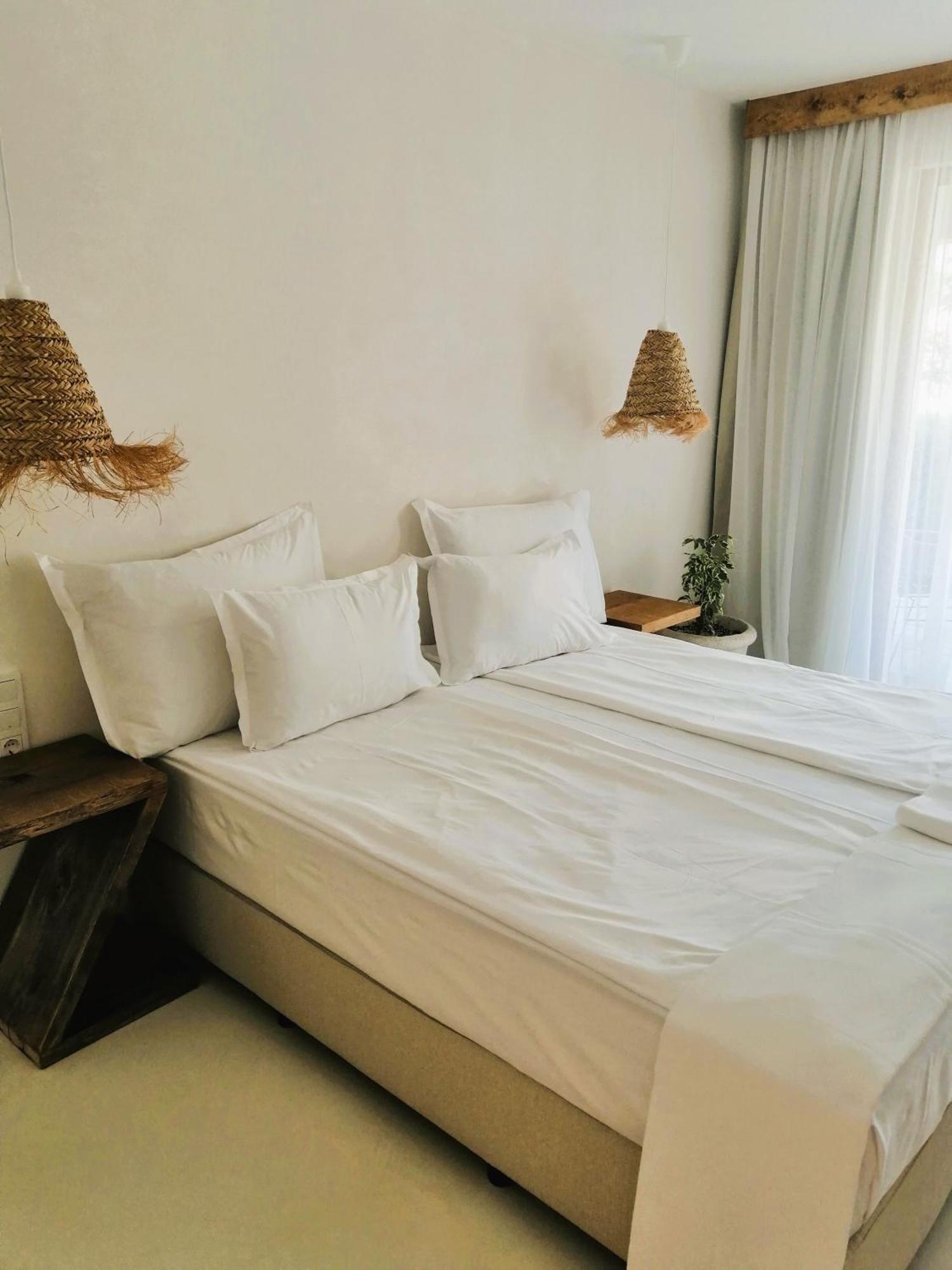 Paradise Bay Hotel Sozopol Exterior photo